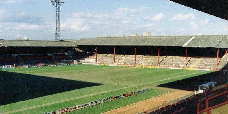 Sân Vận Động Có Tuổi Đời Lâu Nhất: Hành Trình Lịch Sử, Giá Trị Văn Hóa Và Những Câu Chuyện Chưa Kể 2 Sân vận động có tuổi đời lâu nhất