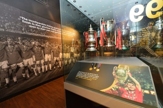 Những Hiện Vật Nổi Bật Và Trải Nghiệm Tại Bảo Tàng Manchester United