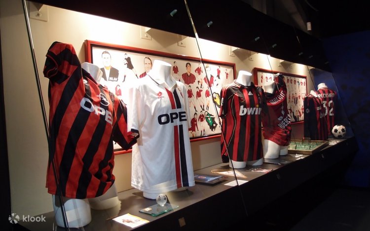 Các Bộ Sưu Tập Và Hiện Vật Nổi Bật Tại Bảo Tàng San Siro