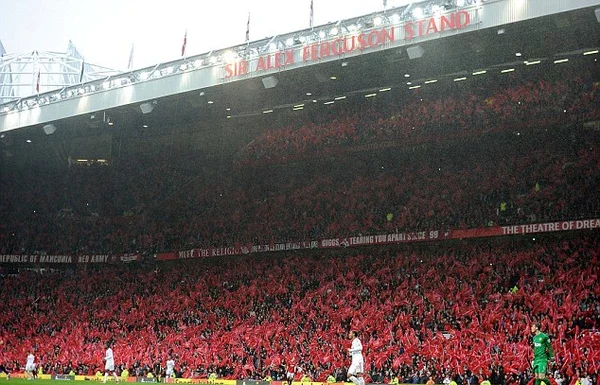 Khán Đài Sir Alex Ferguson Stand: Biểu Tượng Bất Diệt Tại Old Trafford 4 Những Câu Chuyện Chưa Kể, Bí Mật Và Các Tips “Săn” Vé Sir Alex Ferguson Stand